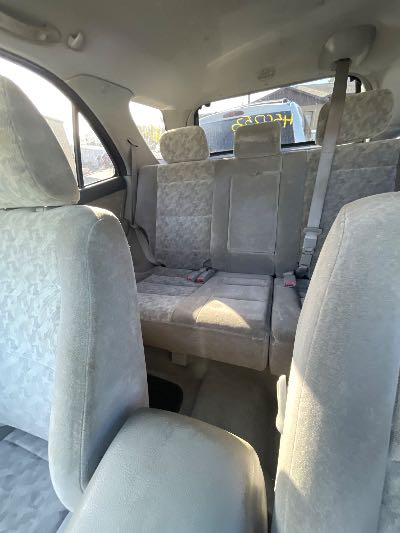 2006 Kia Sorento Location - Imports - Row 6 - Stock # H50252