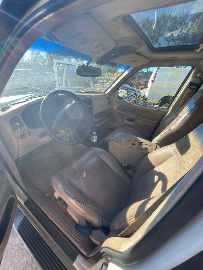 1999 Mercury Mountaineer Location - Ford - Row 30 - Stock # H50273