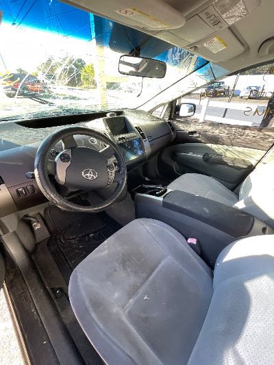 2005 Toyota Prius Location - Imports - Row 7 - Stock # H50311