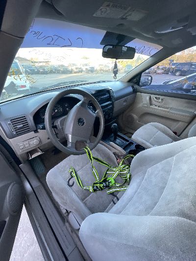 2004 Kia Sorento Location - Imports - Row 8 - Stock # H50339