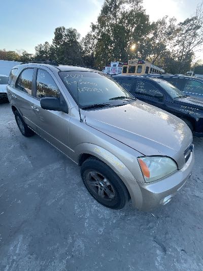 2004 Kia Sorento Location - Imports - Row 8 - Stock # H50339