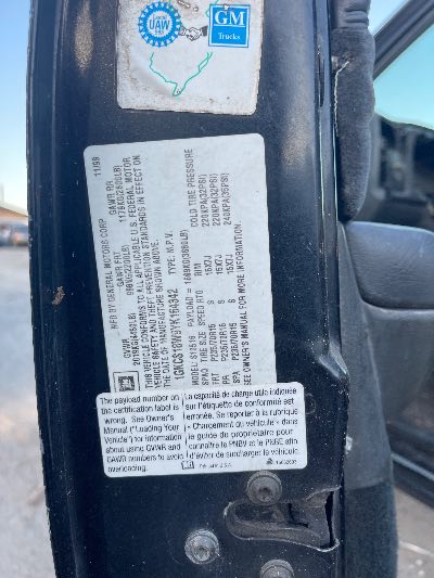 2000 GMC Jimmy Location - GM - Row 37 - Stock # H50356