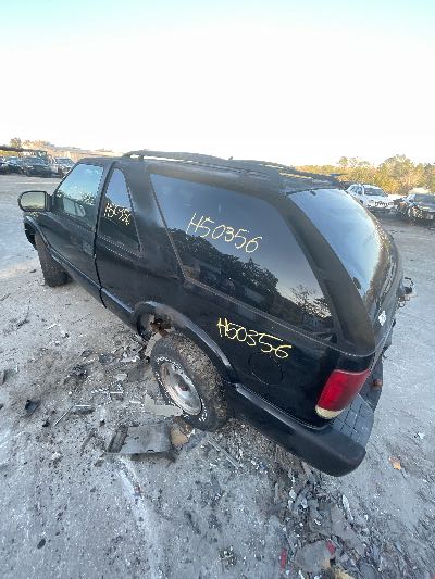 2000 GMC Jimmy Location - GM - Row 37 - Stock # H50356