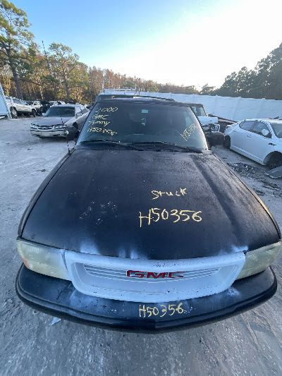 2000 GMC Jimmy Location - GM - Row 37 - Stock # H50356