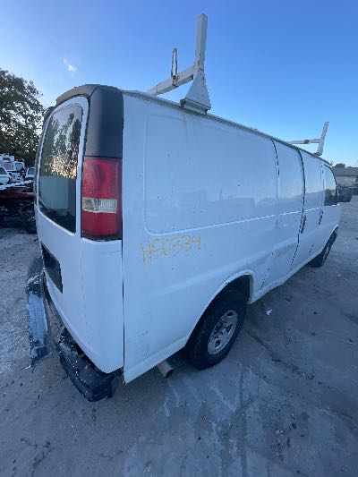 2014 Chevrolet Express Location - Large Trucks & Vans - Row 15 - Stock # H50334