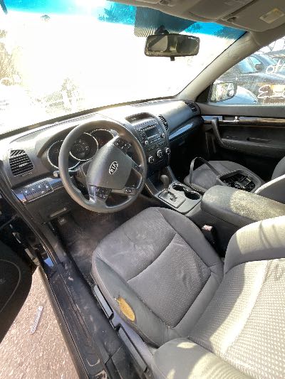2011 Kia Sorento Location - Imports - Row 9 - Stock # H50323