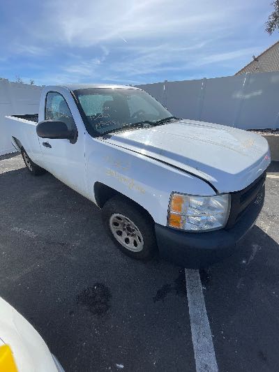 2013 Chevrolet Silverado 1500 Location - Large Trucks & Vans - Row 27 - Stock # H50362