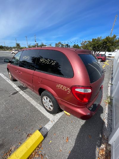 2002 Chrysler Town & Country Location - Chrysler - Row 38 - Stock # H50373