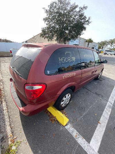 2002 Chrysler Town & Country Location - Chrysler - Row 38 - Stock # H50373