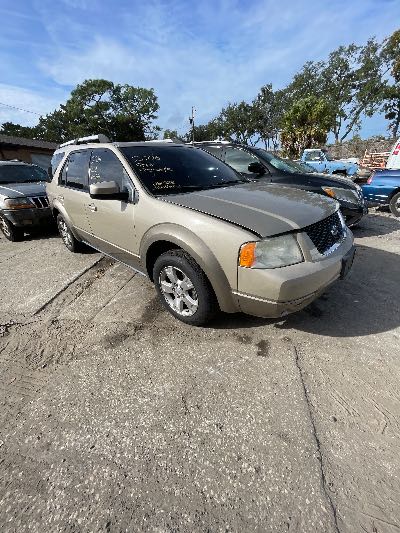 2006 Ford Freestyle Location - Ford - Row 30 - Stock # H50383