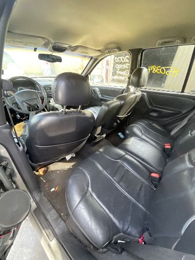 2000 Jeep Grand Cherokee Location - Chrysler - Row 47 - Stock # H50384