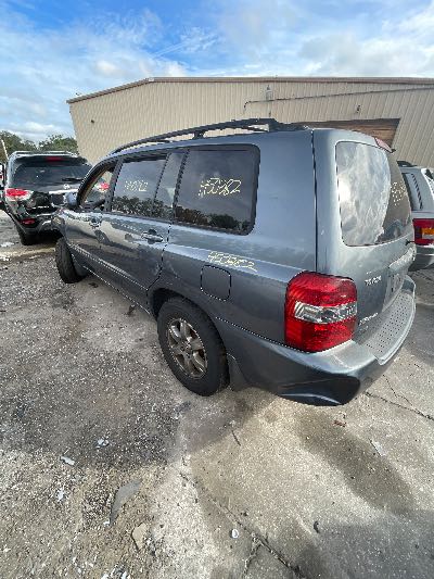 2005 Toyota Highlander Location - Imports - Row 9 - Stock # H50382