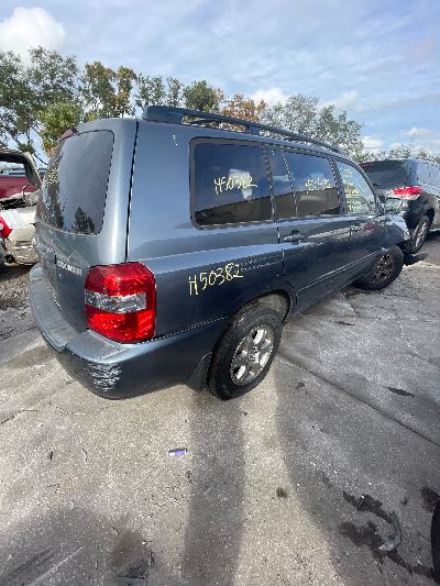 2005 Toyota Highlander Location - Imports - Row 9 - Stock # H50382
