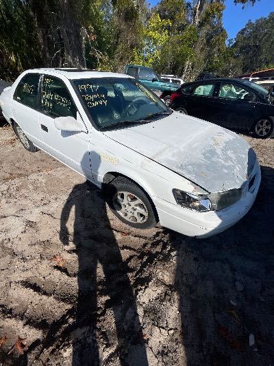 1997 Toyota Camry Location - Imports - Row 28 - Stock # H50410