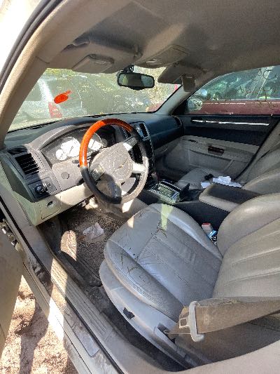 2005 Chrysler 300 Location - Chrysler - Row 38 - Stock # H50368