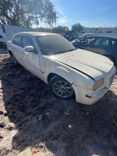 2005 Chrysler 300 Location - Chrysler - Row 38 - Stock # H50368