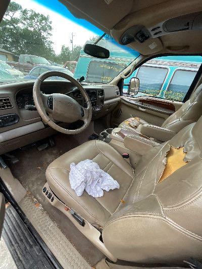 2001 Ford Excursion Location - Large Trucks & Vans - Row 19 - Stock # H50424