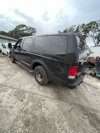 2001 Ford Excursion Location - Large Trucks & Vans - Row 19 - Stock # H50424