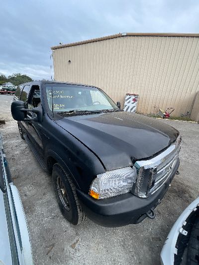 2001 Ford Excursion Location - Large Trucks & Vans - Row 19 - Stock # H50424