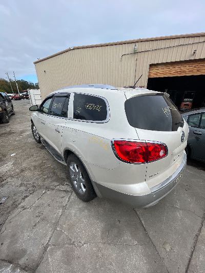 2008 Buick Enclave Location - GM - Row 38 - Stock # H50426