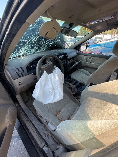 2005 Kia Sorento Location - Imports - Row 10 - Stock # H50415