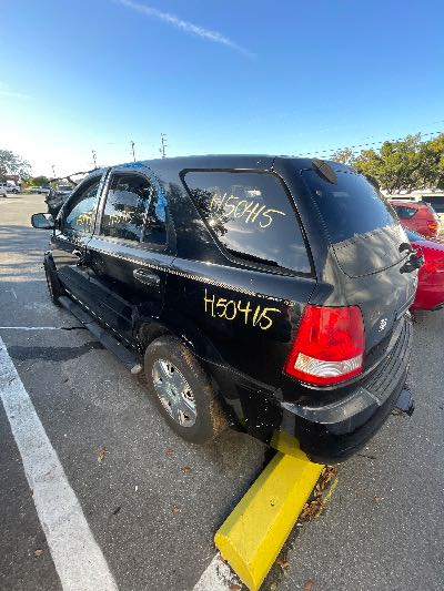2005 Kia Sorento Location - Imports - Row 10 - Stock # H50415