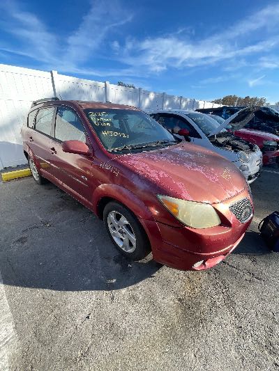 2005 Pontiac Vibe Location - GM - Row 38 - Stock # H50421