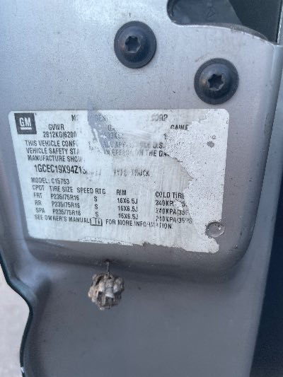 2004 Chevrolet Silverado 1500 Location - Large Trucks & Vans - Row 19 - Stock # H50429