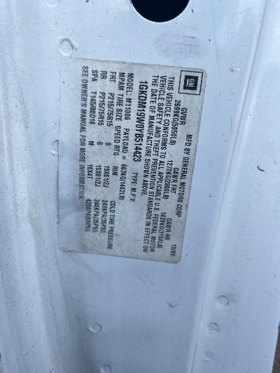 2000 GMC Safari Location - GM - Row 39 - Stock # H50436