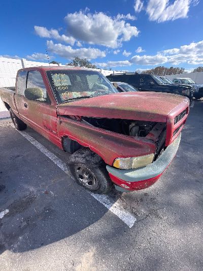 1998 Dodge Ram 1500 Location - Large Trucks & Vans - Row 16 - Stock # H50445