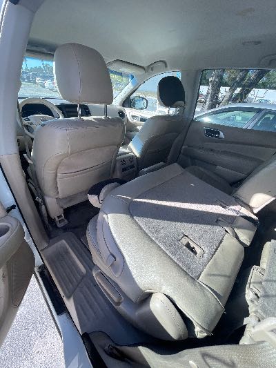 2015 Nissan Pathfinder Location - Imports - Row 11 - Stock # H50446