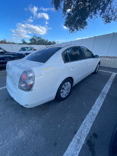 2005 Nissan Altima Location - Imports - Row 13 - Stock # H50449