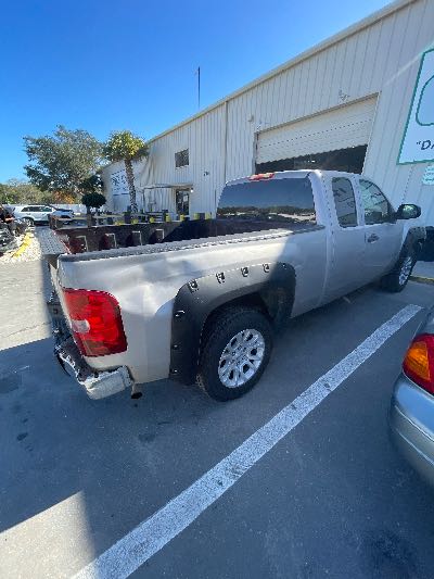 2007 Chevrolet Silverado Classic 1500 Location - Large Trucks & Vans - Row 32 - Stock # H50459