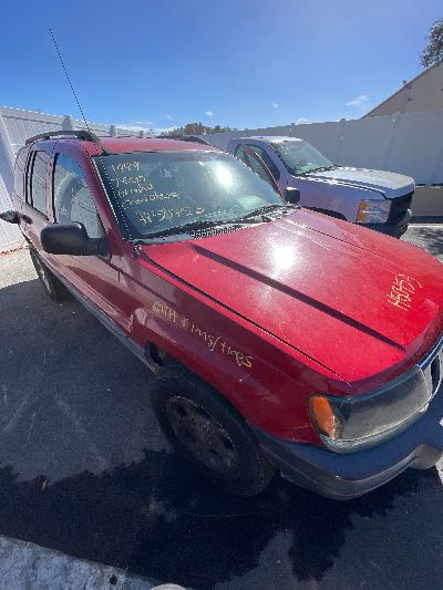 1999 Jeep Grand Cherokee Location - Chrysler - Row 38 - Stock # H50453