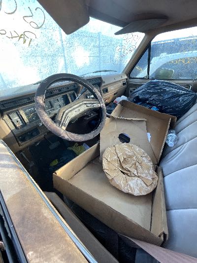 1986 Ford F-150 Location - Large Trucks & Vans - Row 16 - Stock # H50466