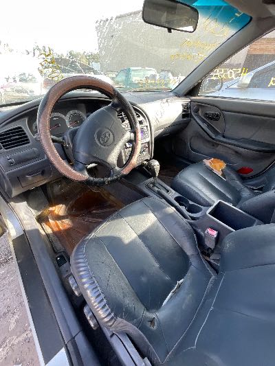 2001 Hyundai Elantra Location - Imports - Row 15 - Stock # H50555