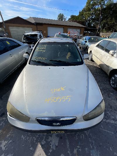 2001 Hyundai Elantra Location - Imports - Row 15 - Stock # H50555