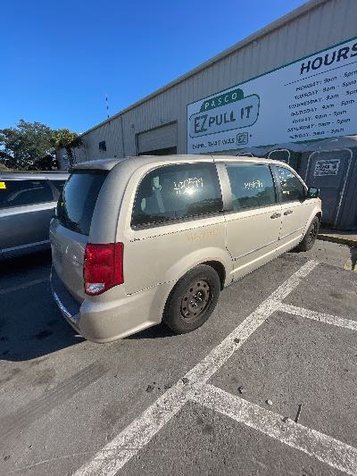 2014 Dodge Grand Caravan Location - Chrysler - Row 40 - Stock # H50594