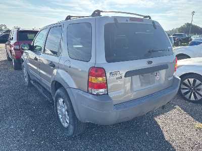 2001 Ford Escape Location - Ford - Row 30 - Stock # H48941