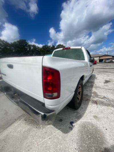 2004 Dodge Ram 1500 Location - Large Trucks & Vans - Row 28 - Stock # H45096