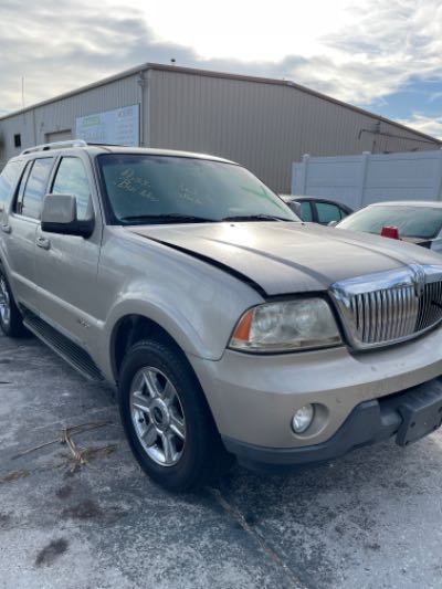 2005 Lincoln Aviator Location - Ford - Row 36 - Stock # H44984