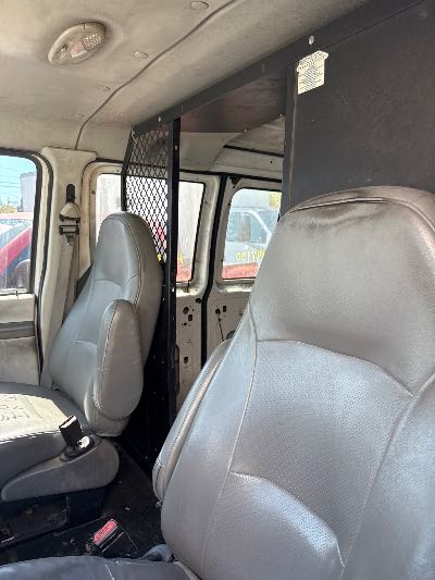2003 Ford E-250 Location - Large Trucks & Vans - Row 18 - Stock # H47150