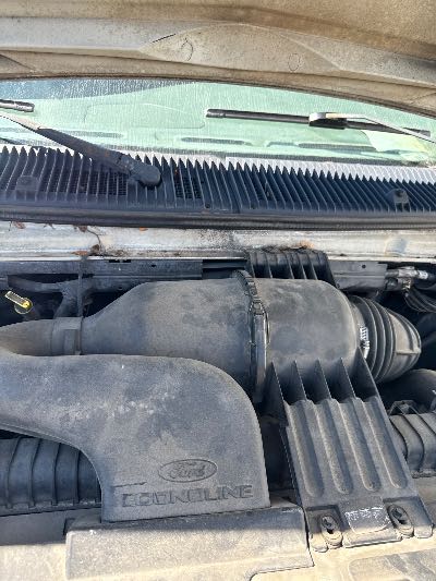 2003 Ford E-250 Location - Large Trucks & Vans - Row 18 - Stock # H47150