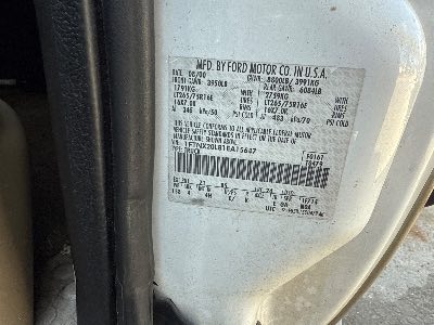 2001 Ford F-250 Location - Large Trucks & Vans - Row 21 - Stock # H47582