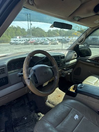 2001 Ford F-250 Location - Large Trucks & Vans - Row 21 - Stock # H47582