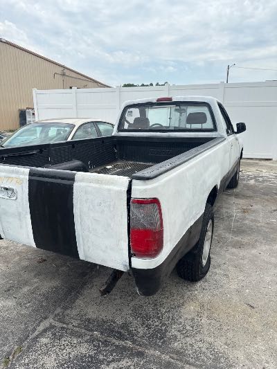 1996 Toyota T100 Location - Large Trucks & Vans - Row 25 - Stock # H47730
