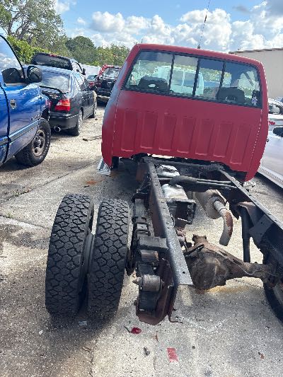 1993 Chevrolet GMT-400 Location - Large Trucks & Vans - Row 17 - Stock # H47720