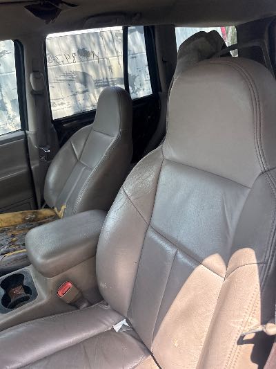 2004 Jeep Grand Cherokee Location - Chrysler - Row 41 - Stock # H47843