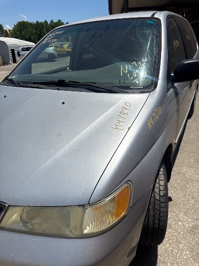 2004 Honda Odyssey Location - Imports - Row 17 - Stock # H47890