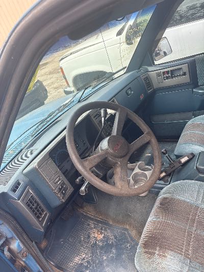 1992 GMC Sonoma Location - GM - Row 35 - Stock # H48032